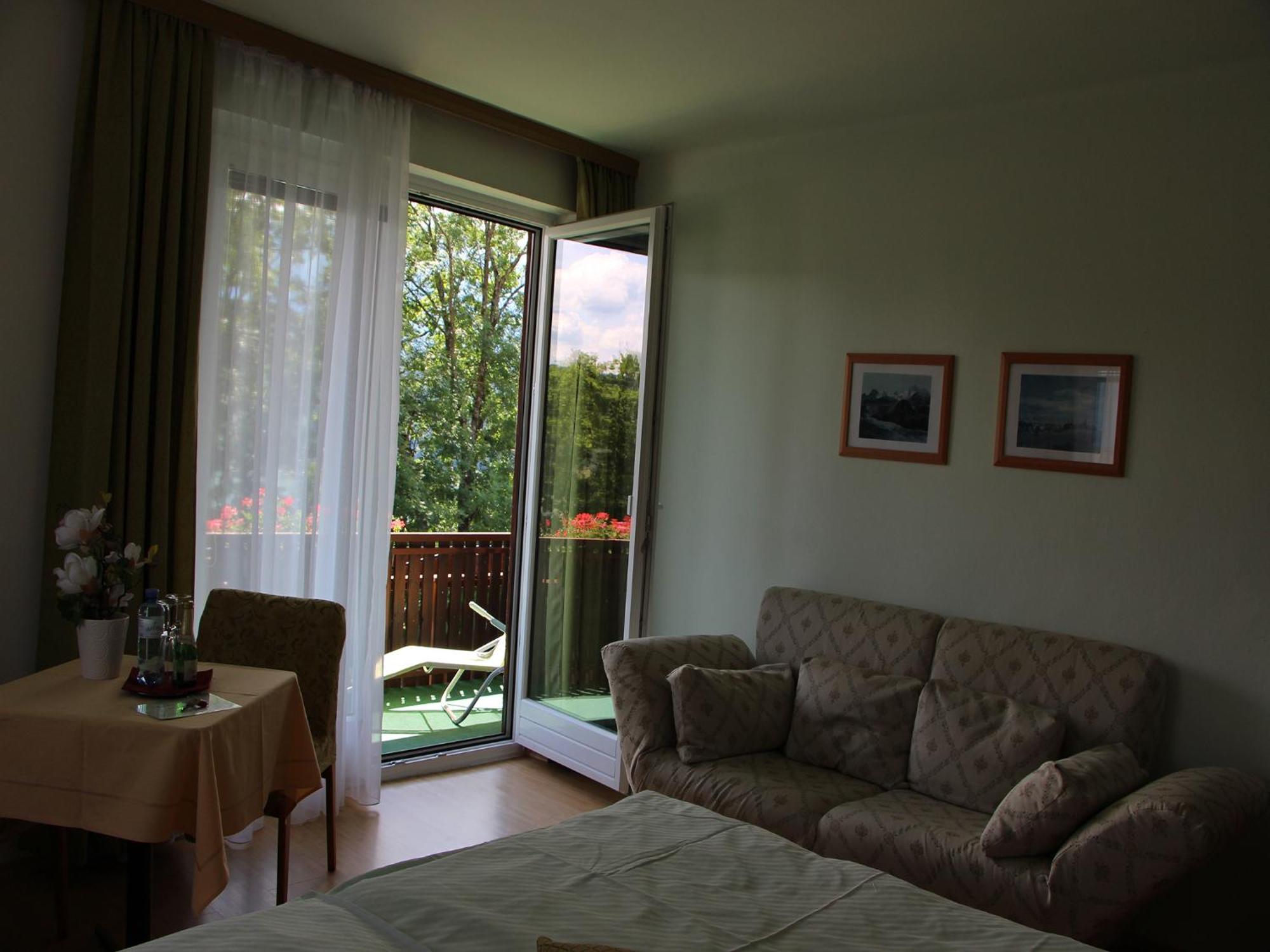 ホテル Haus Riedl ゼーボーデン 部屋 写真