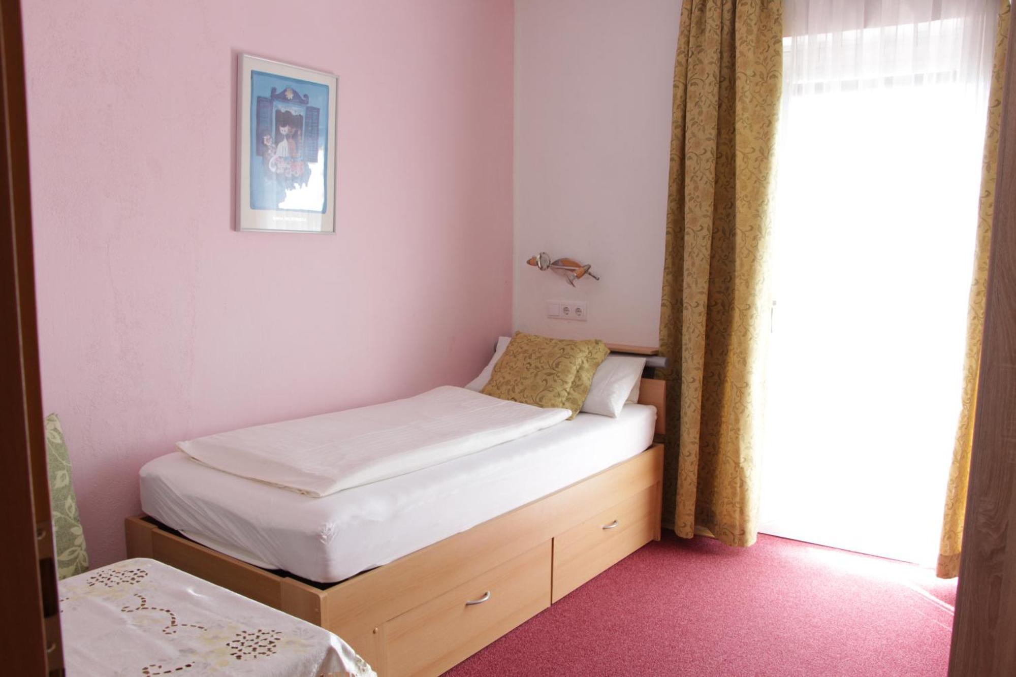 ホテル Haus Riedl ゼーボーデン 部屋 写真